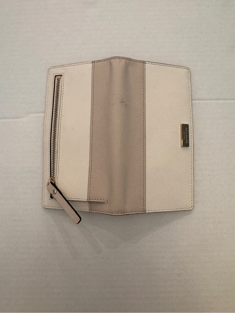 Kate Spade New York Beige Zip-Around Wristlet Wallet with Logo Accent Wristlet